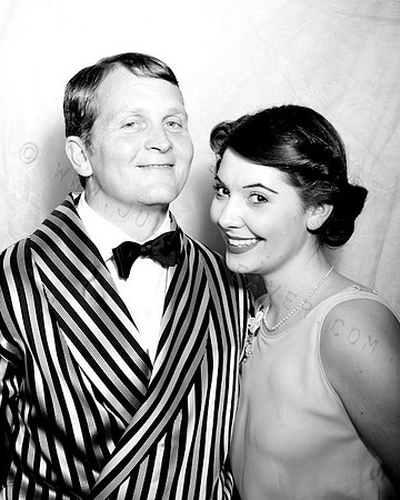 Theatre: "Present Laughter"