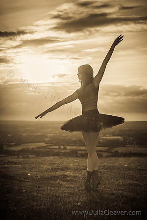 Aisling Longshaw by Julia Cleaver