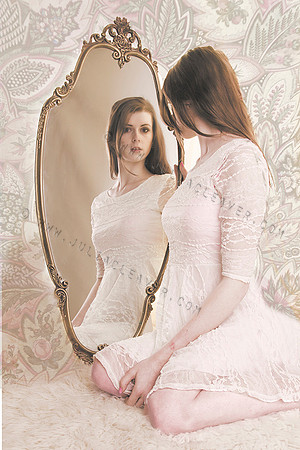 Aisling Longshaw by Julia Cleaver